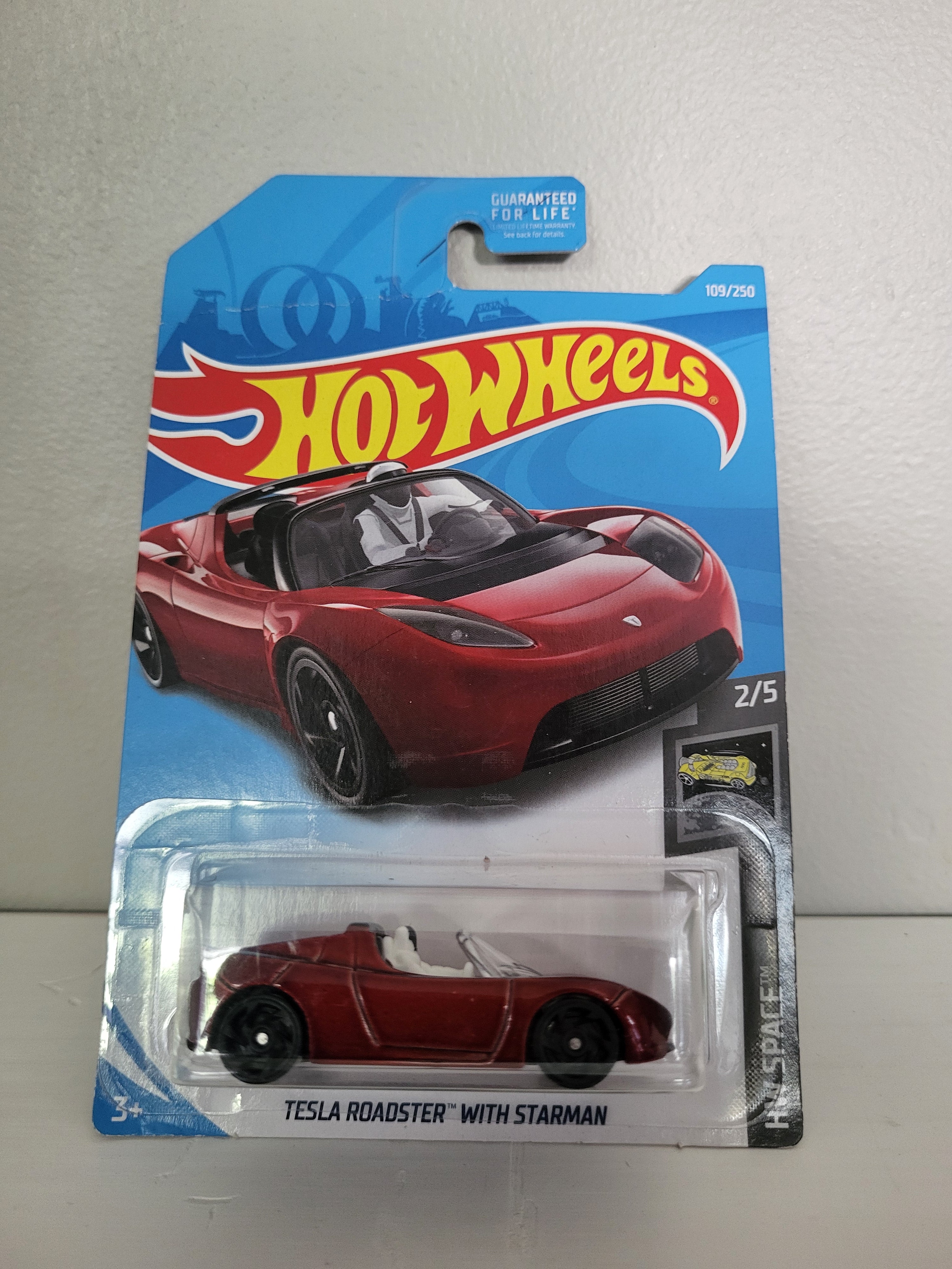 Hot Wheels - 2018 Tesla Roadster With Starman